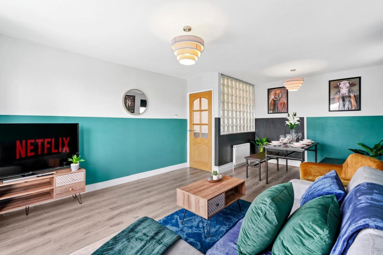 The Stylish Warwick Abode - Balcony - Garden Villa Leek Wootton Eksteriør billede