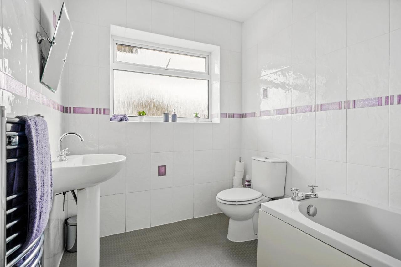 The Stylish Warwick Abode - Balcony - Garden Villa Leek Wootton Eksteriør billede