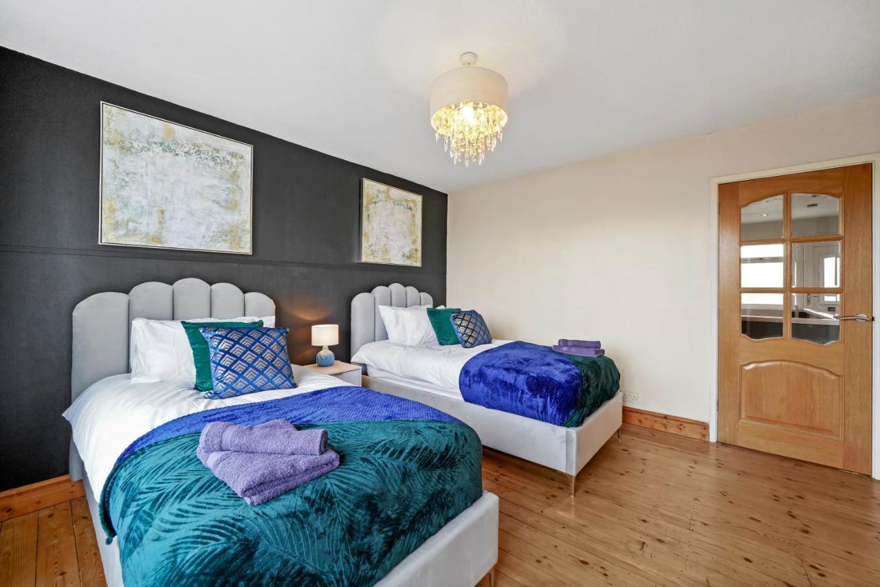 The Stylish Warwick Abode - Balcony - Garden Villa Leek Wootton Eksteriør billede